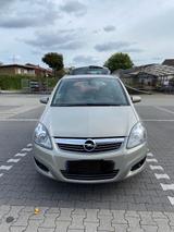Opel Zafira - Opel Zafira Gebrauchtwagen in Oldenburg