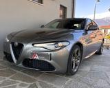 Alfa Romeo Giulia 2.2 t Business 160cv auto - Alfa Romeo Giulia: Gelb