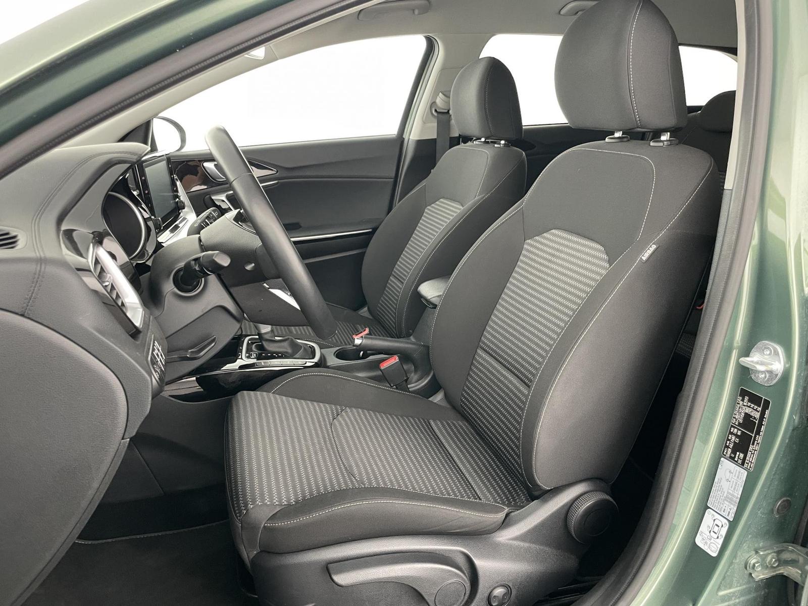 Kia Ceed SW 1.5 T-GDI Gold  *NAVI*LED*SHZ*Kamera*