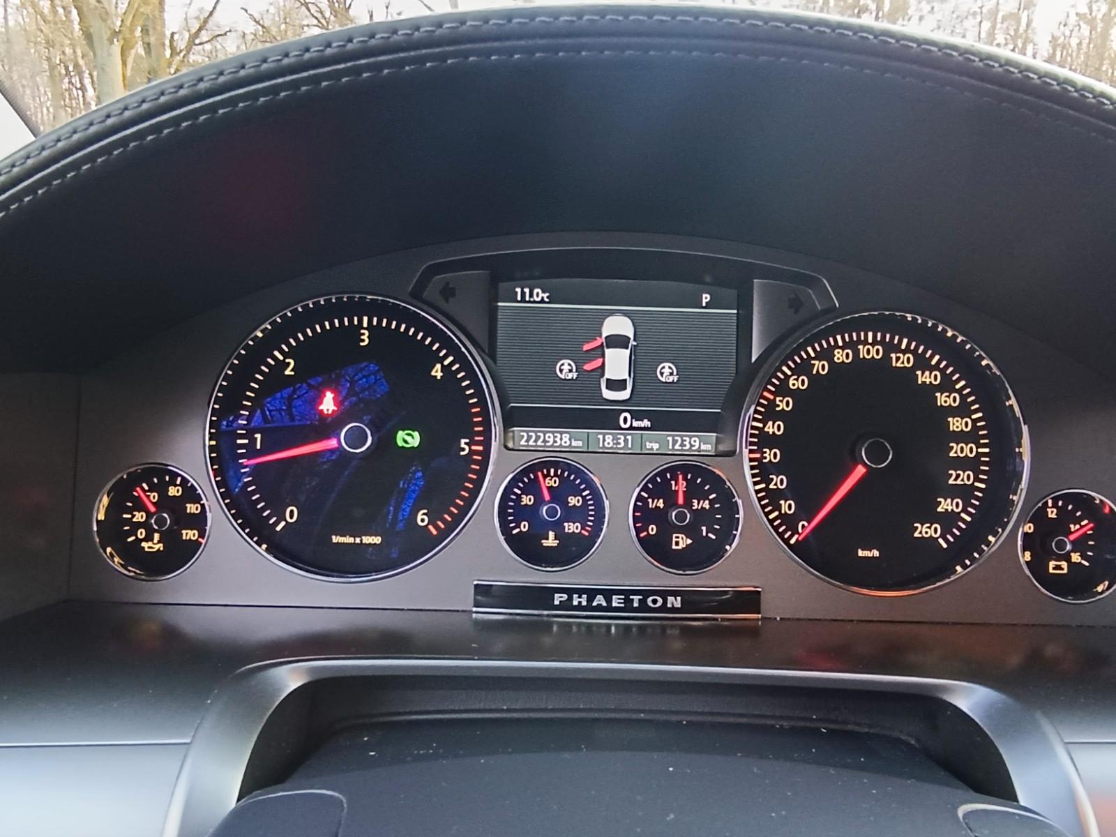 Volkswagen Phaeton 3.0 V6 TDI lang 4MOT. Tiptronic 4-Si...