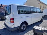 Volkswagen T5 2.5TDI Lang 8 Sitze 1 Hand AHK - Volkswagen T5 Kombi aus 2008