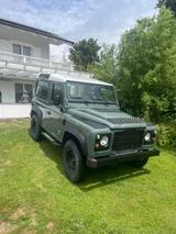 Land Rover Defender 90 Td4 kein Eisdielendefender  - gebrauchte Land Rover Defender aus dem Jahr 2013