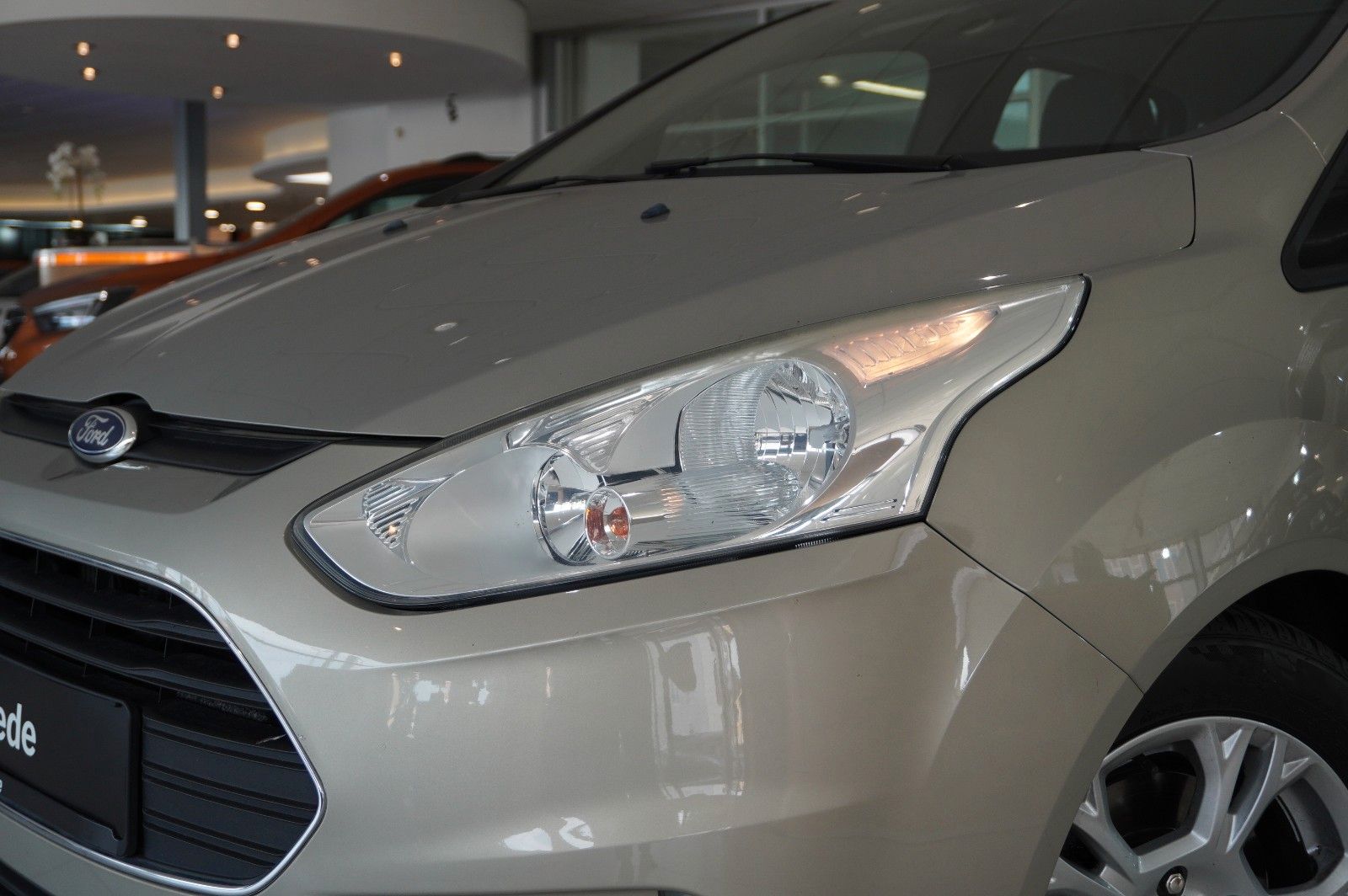 Fahrzeugabbildung Ford B-Max 1.0 TREND KLIMA/PDC/NEBEL/USB/AHK