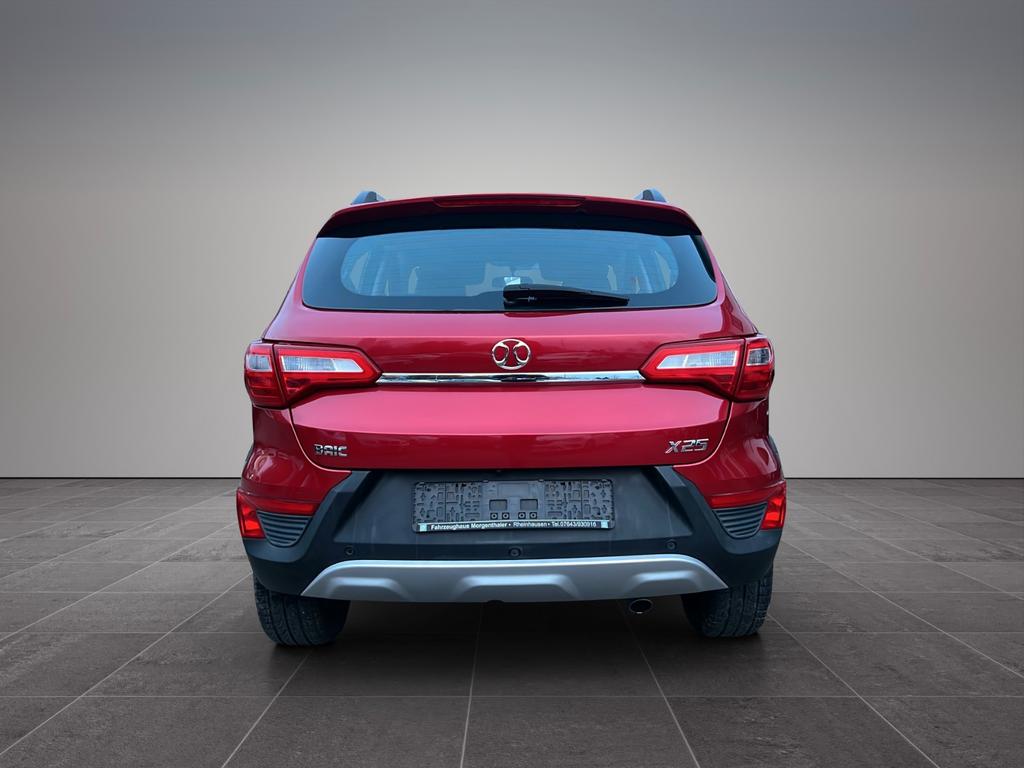 BAIC Senova X25