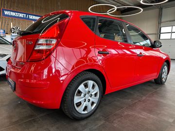 MYAUTOCENTER – Gebraucht- und Jahreswagen mit Werkstattservice in Pfaffenhofen Hyundai i30 *Scheckheft*Klimaanlage*TÜV-NEU*