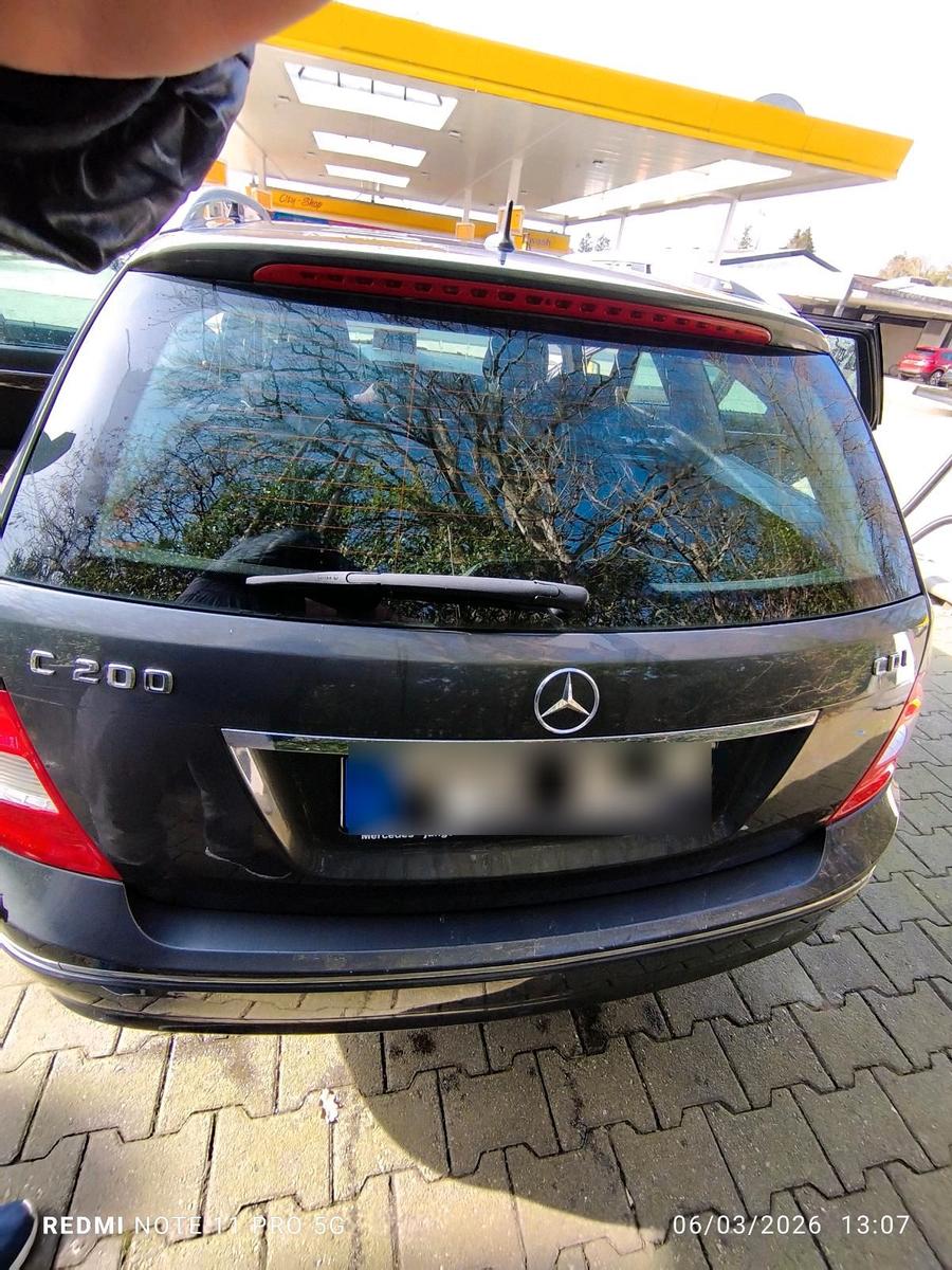 Mercedes-Benz C200 2009 — engine 136 HP (100kW)