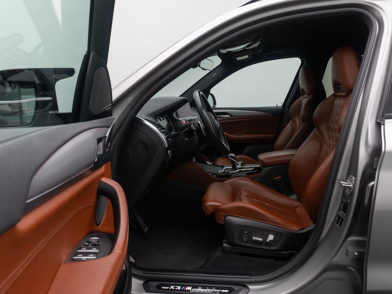 Fahrzeugabbildung BMW X3 M Competition HUD 360°H/K DAB Alarm AHK Komfo