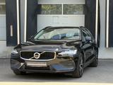 Volvo V60 Core LED Navi VirtualCockpit AHK Sitzheizung - Volvo V60 Core mit Diesel-Antrieb