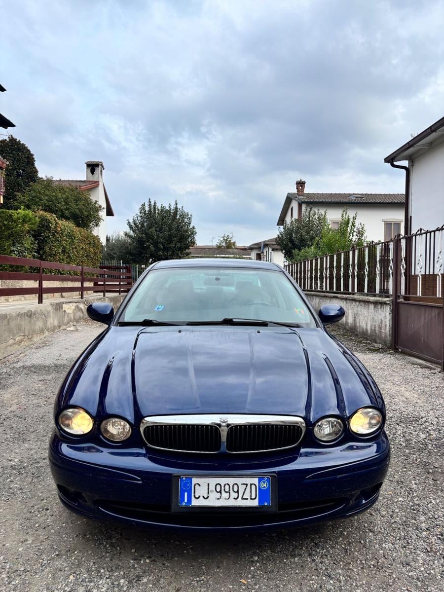 Jaguar X-Type