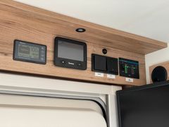 Pilote G 690 Evidence | TV+Auto.Sat.,4x AH Lithium, Uvm