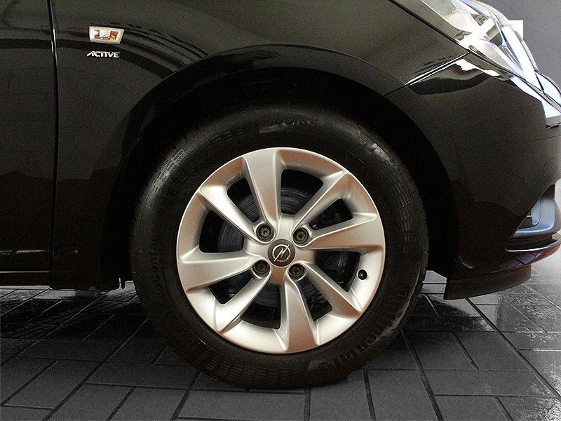 Fahrzeugabbildung Opel Corsa E 1.4 Active Winterpaket*AHK