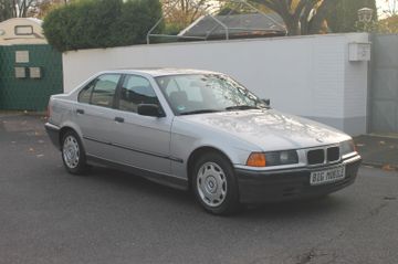 BMW 320 - 4