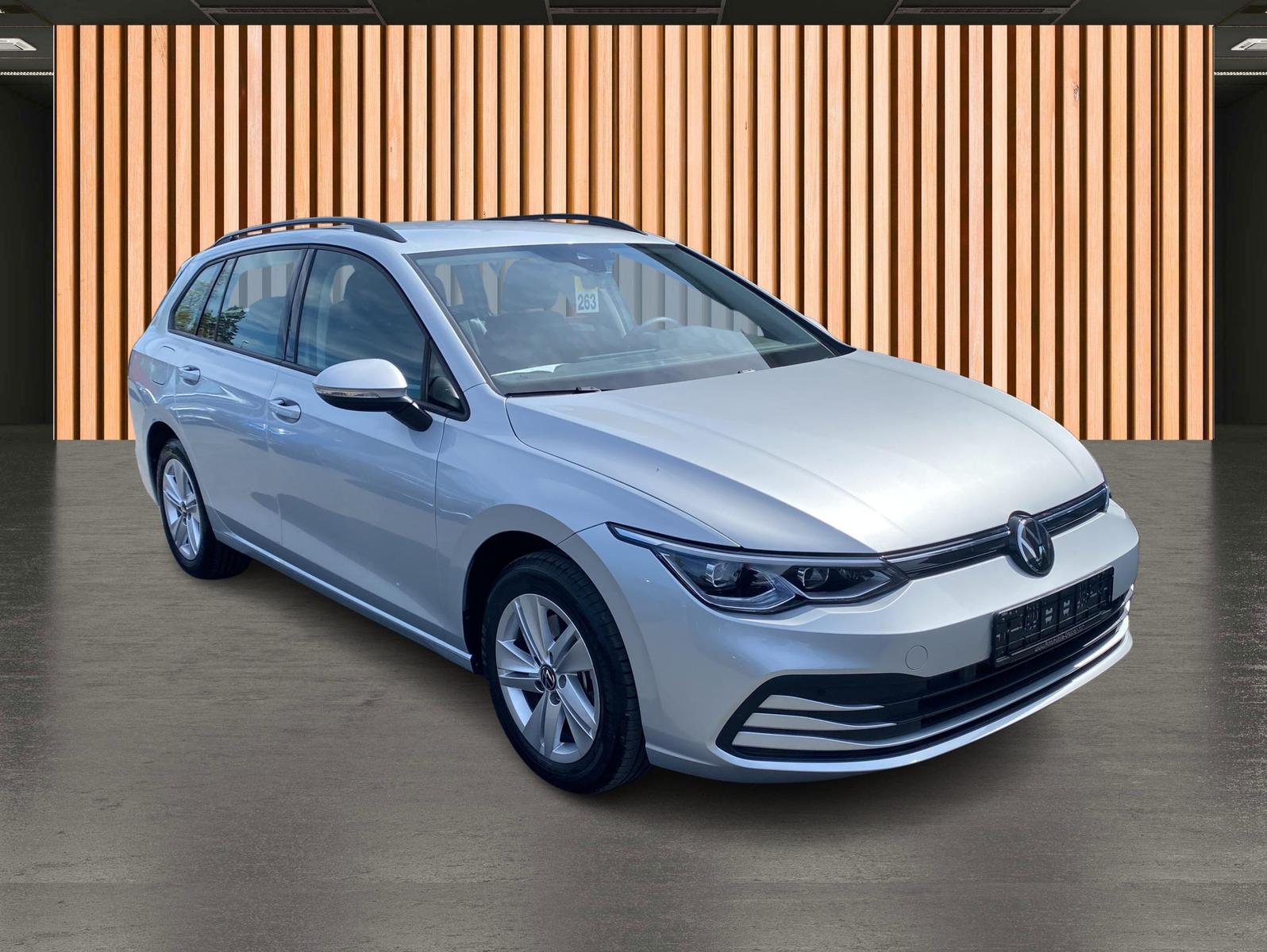 Volkswagen Golf Variant 2.0 TDI DSG Life*LED+*Navi*ACC*KeyG