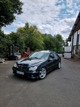 Mercedes-Benz Mercedes w203 C32 AMG V6 Kompressor - Mercedes-Benz C 32 AMG: Limousine