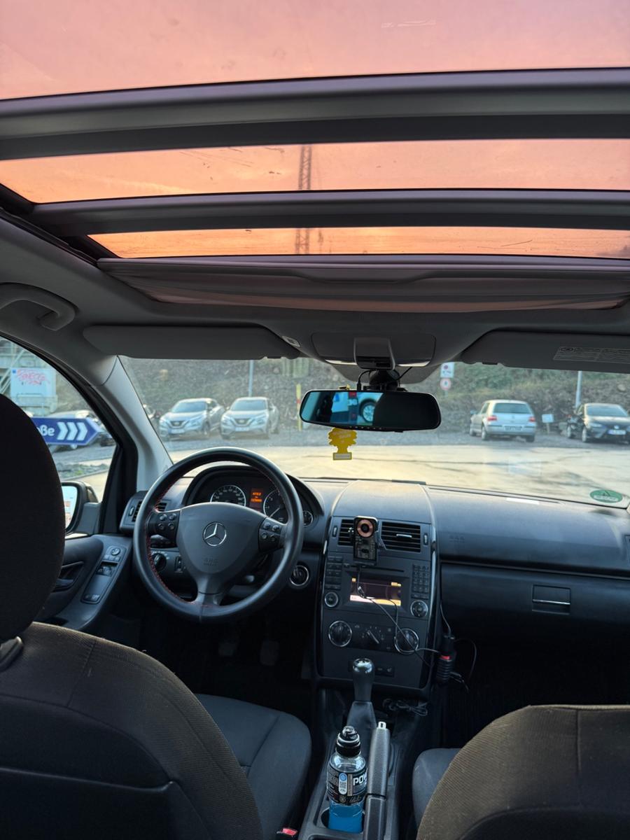 Mercedes-Benz A 160