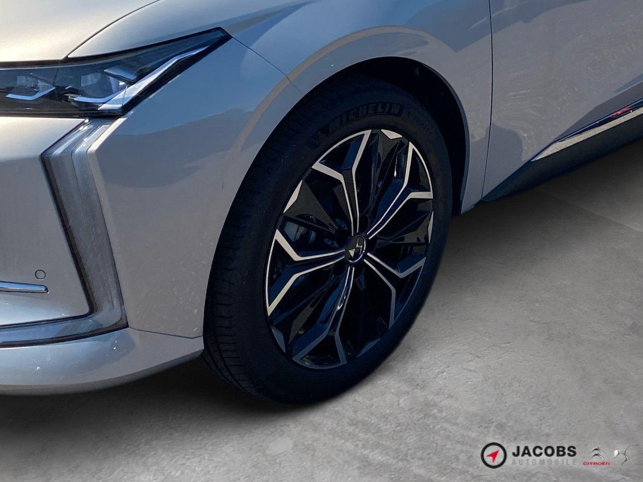 DS Automobiles DS4 Rivoli PURETECH 130