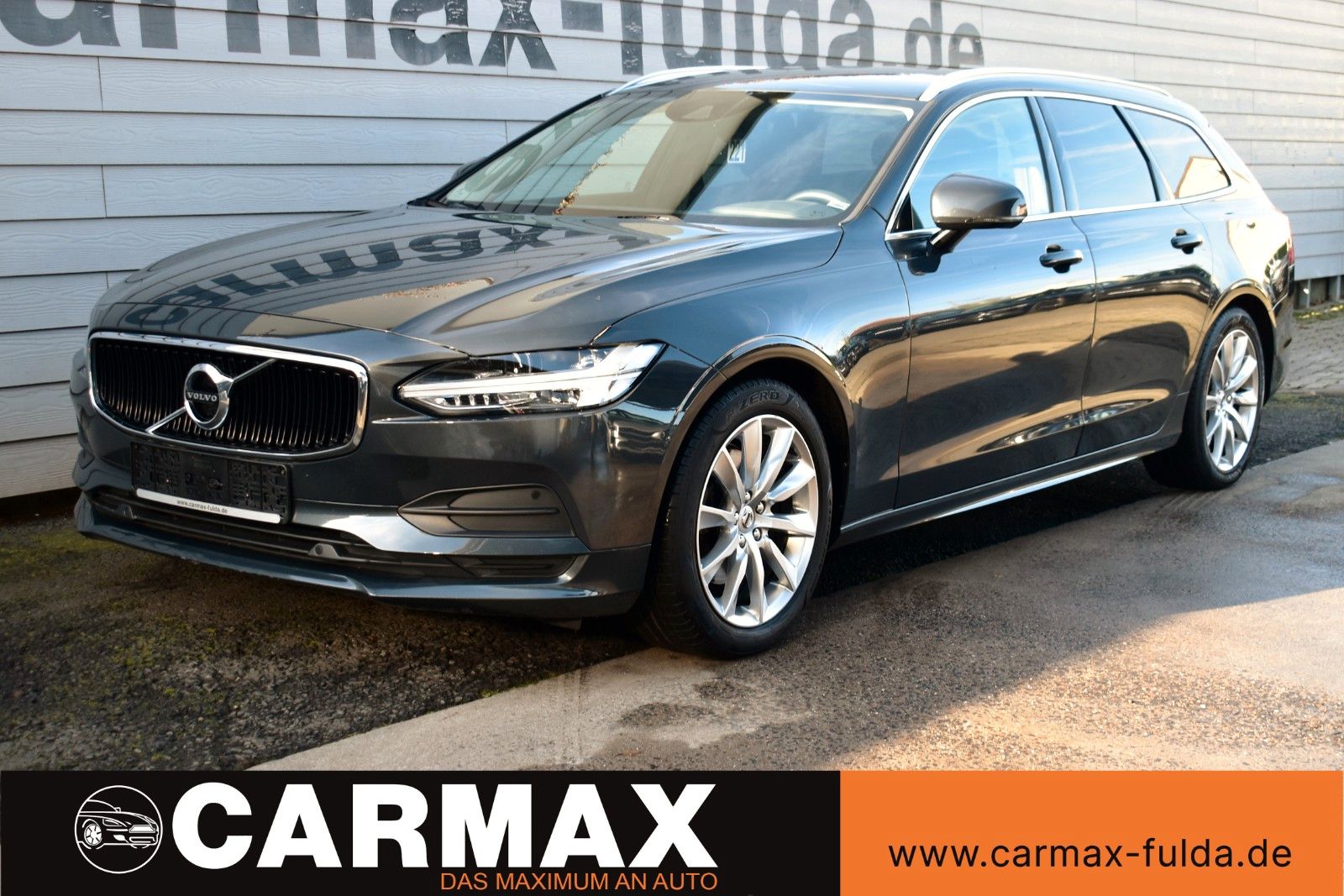 Fahrzeugabbildung Volvo V90 D4 Momentum Pro,Leder,Navi,LED,SH,Kamera,ACC