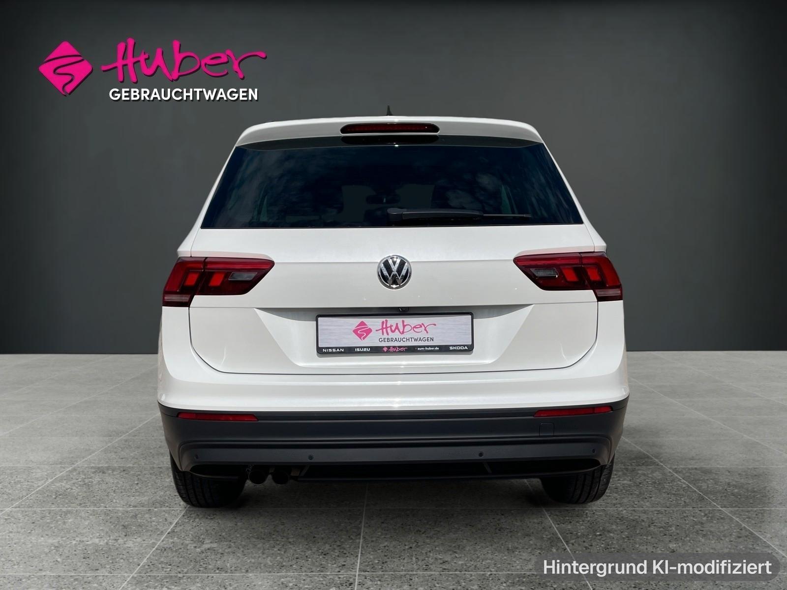 Volkswagen Tiguan SOUND 180 PS (* ALLRAD * PANORAMADACH *)