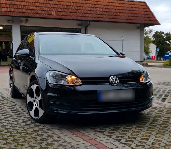 VW Golf