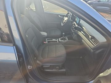 Bild 13 Ford Kuga ST-Line Navi Digitales Cockpit LED Mehrzone