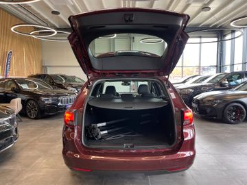 Opel Astra K Sports Tourer Turbo *NAVI*SZHZ*TEMPOMAT*