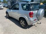 Toyota RAV 4 2.0 4x4 - gebrauchte Toyota RAV 4 aus dem Jahr 2002