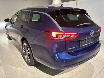 Fotografie des Opel Insignia Sports Tourer 1.5 DI Turbo Dynamic LED