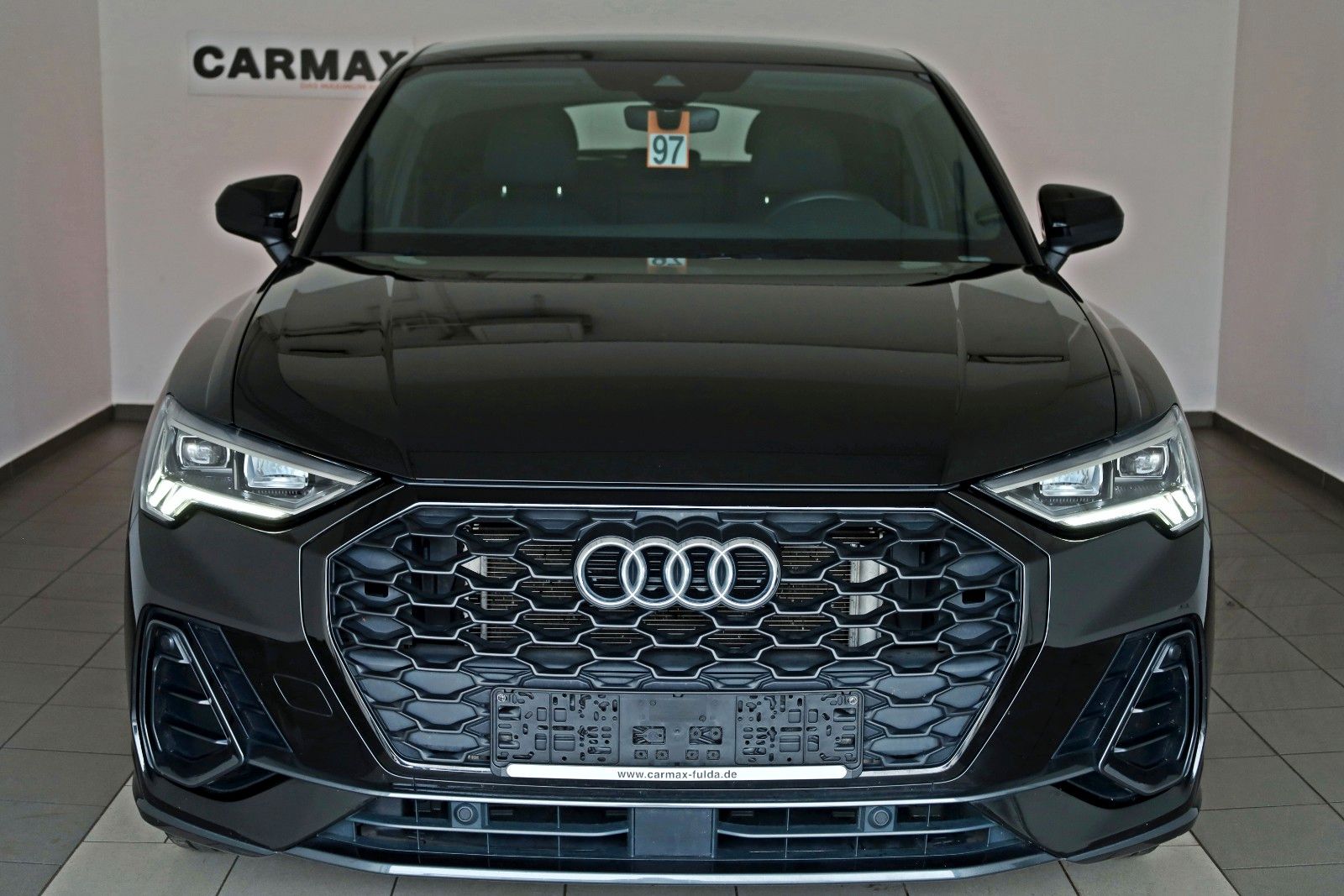 Fahrzeugabbildung Audi Q3 Sportback 45 TFSI e, Leder,Navi,SH,Kamera,AHK