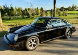 Porsche 911 2.7 Schiebedach Coupé - Porsche aus 1975: 911