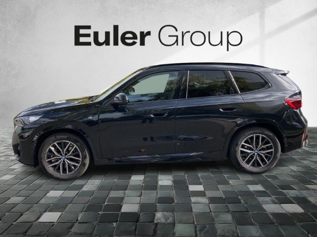BMW iX1 xDrive30 M-Sport AHK 18'' adLED DA-Prof PA foto 2