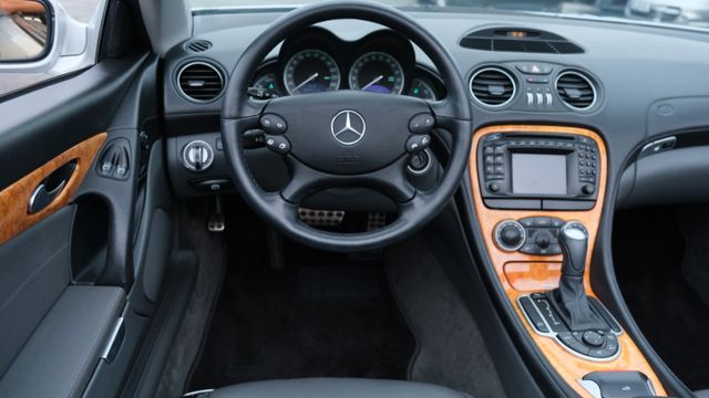 Fahrzeugabbildung Mercedes-Benz SL 500/Originale Laufleistung/Topfahrzeug