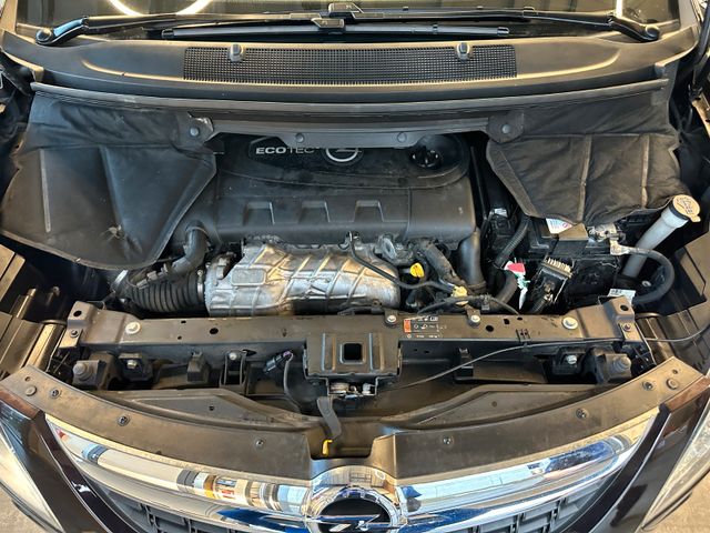 Opel Zafira C Tourer *FlexRide*Navi*Pano*AHK*