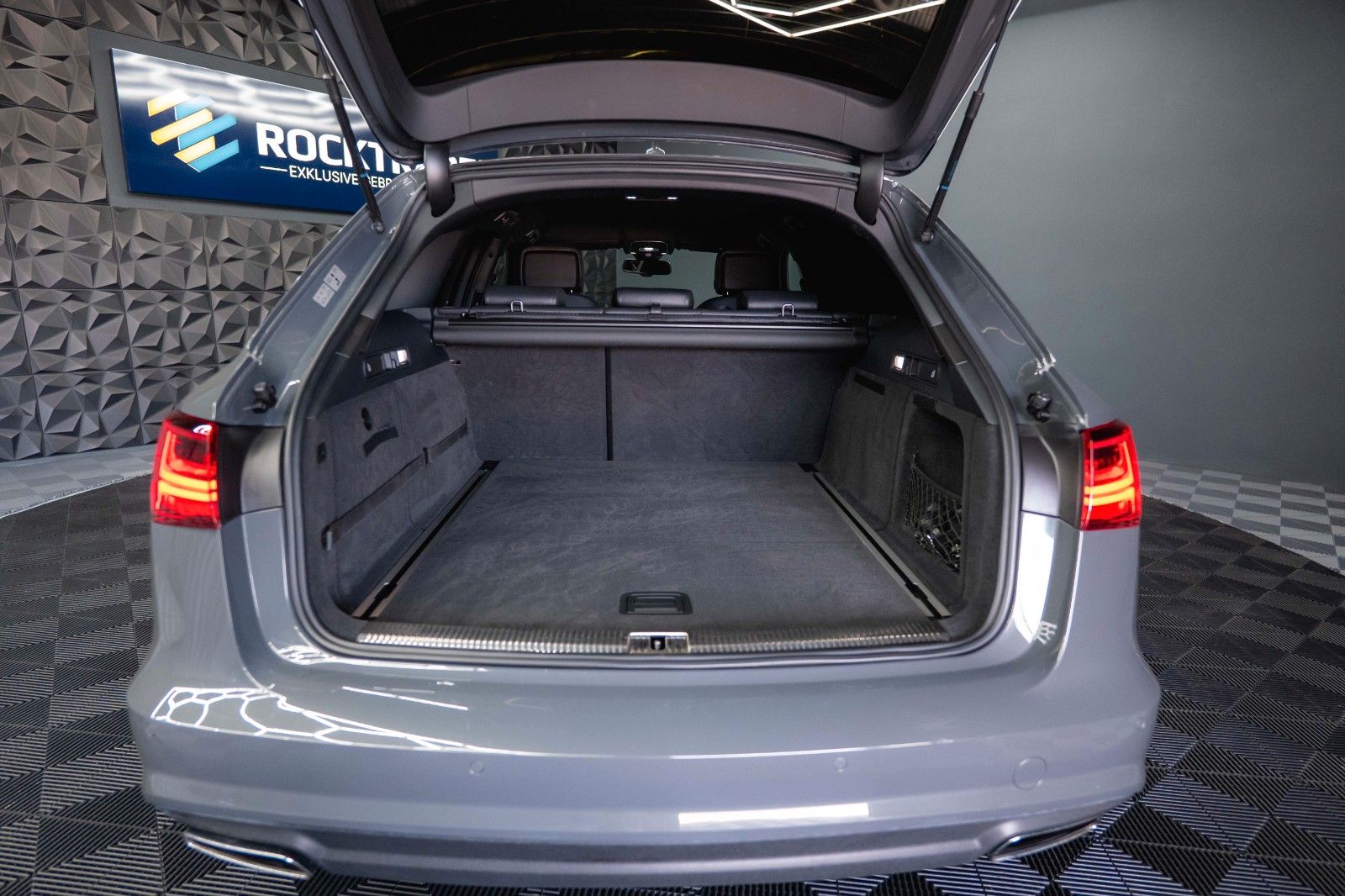 Fahrzeugabbildung Audi A6 Avant 3.0 TDI quattro Competition MTM 380PS