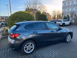 BMW 118d Sport Line Automatik Schiebedach 8f-bereift - BMW 1er Reihe mit Diesel-Antrieb: Kleinwagen