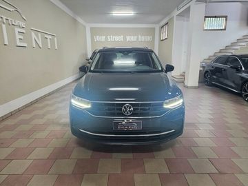 Volkswagen Tiguan - 4