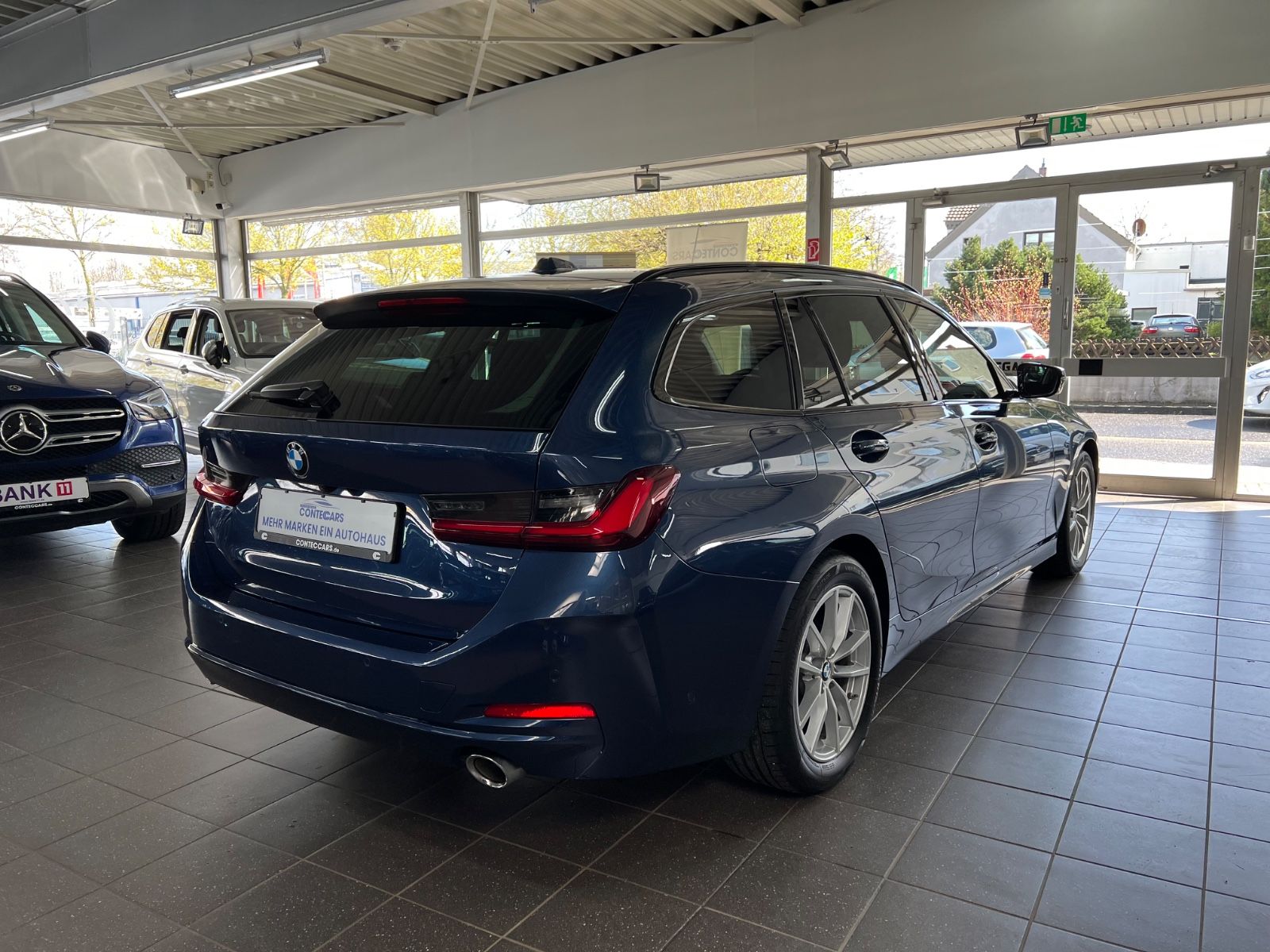 BMW 318 d Touring AHK+DA+ACC+Keyless+Park Assist foto 11