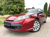 Renault Laguna III Grandtour Dynamique 2.0dCi NAVI|XENON - gebrauchte Renault Laguna aus dem Jahr 2009
