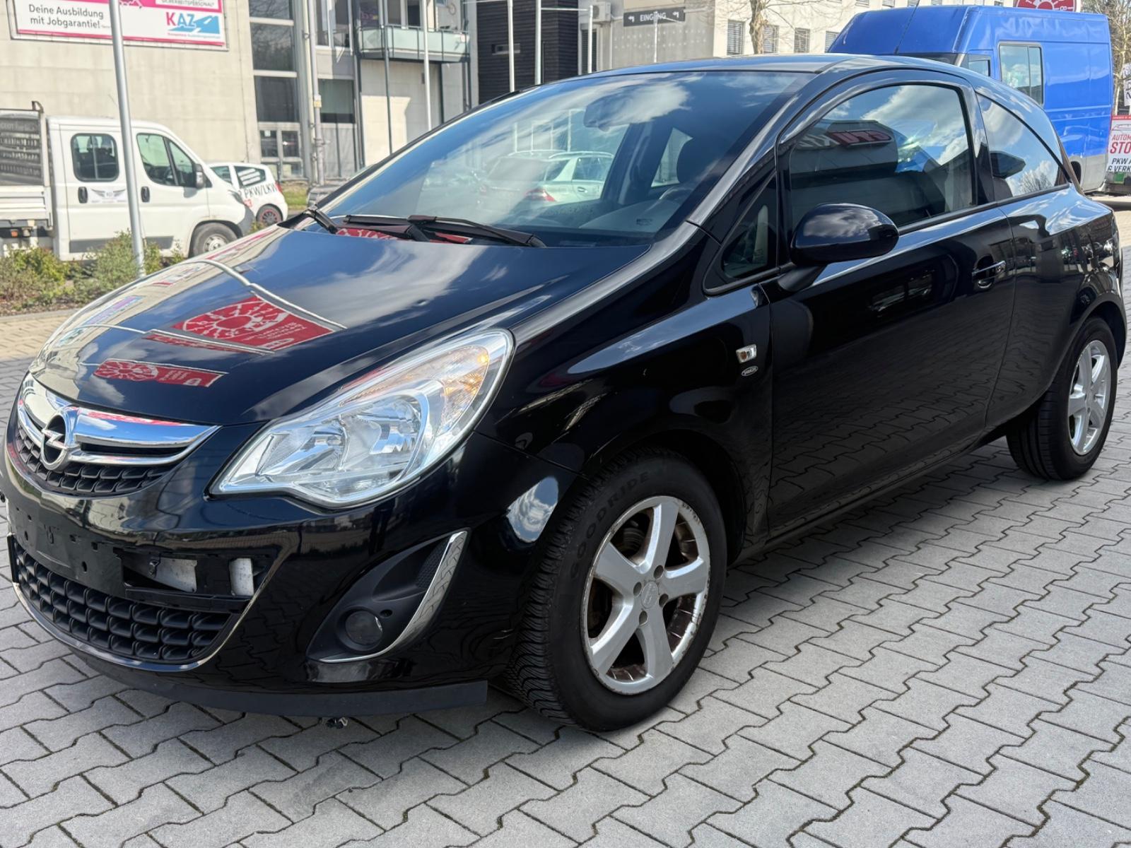 Opel Corsa D Satellite