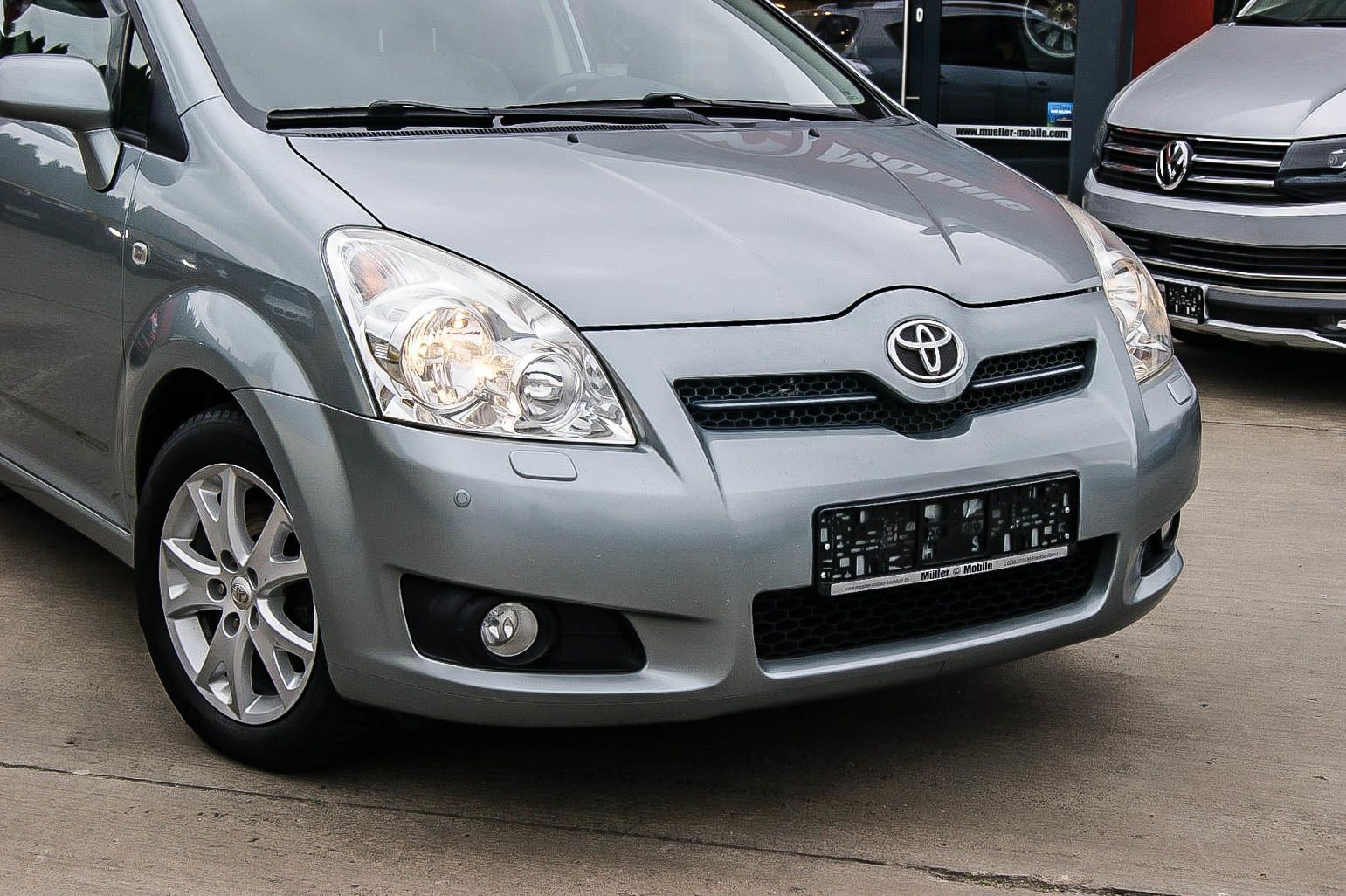 Fahrzeugabbildung Toyota Corolla Verso 1.8 Team 7-SITZER FAMILIENBESITZ