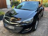 Opel Astra 1.4 Turbo -Scheckheftgepflegt, top Zustand - gebrauchte Opel Astra aus dem Jahr 2013