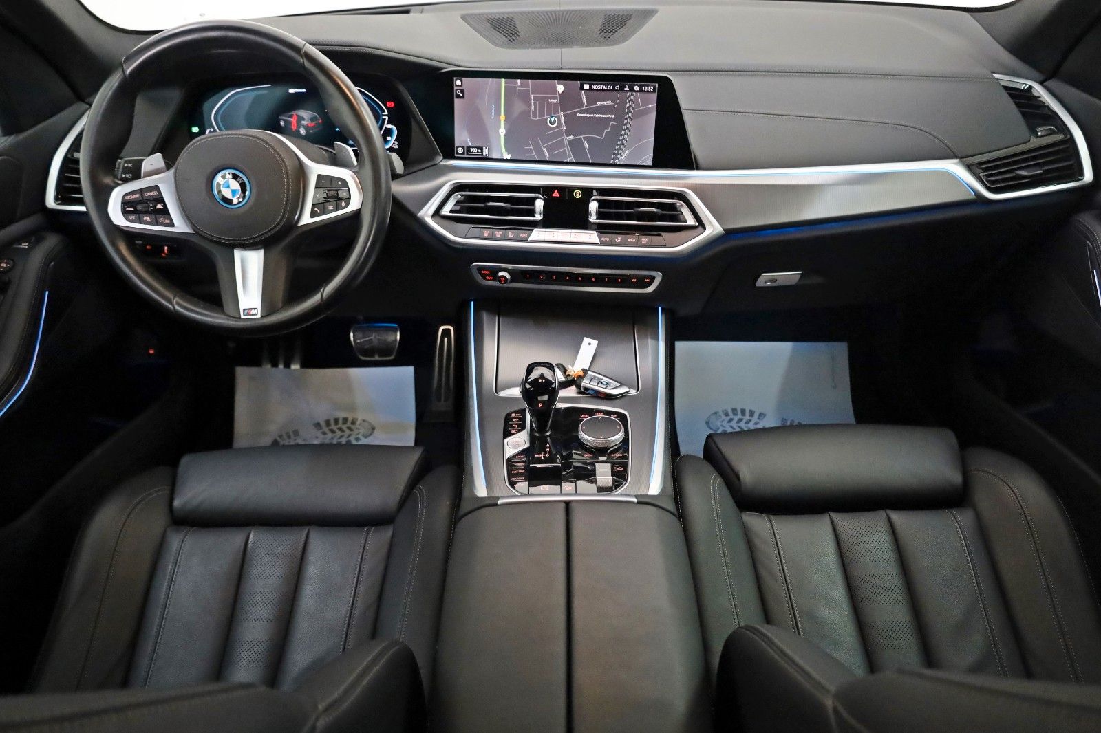 Fahrzeugabbildung BMW X5 xDrive 45 e M Sport,Navi,LED,360°Kamera,HUD