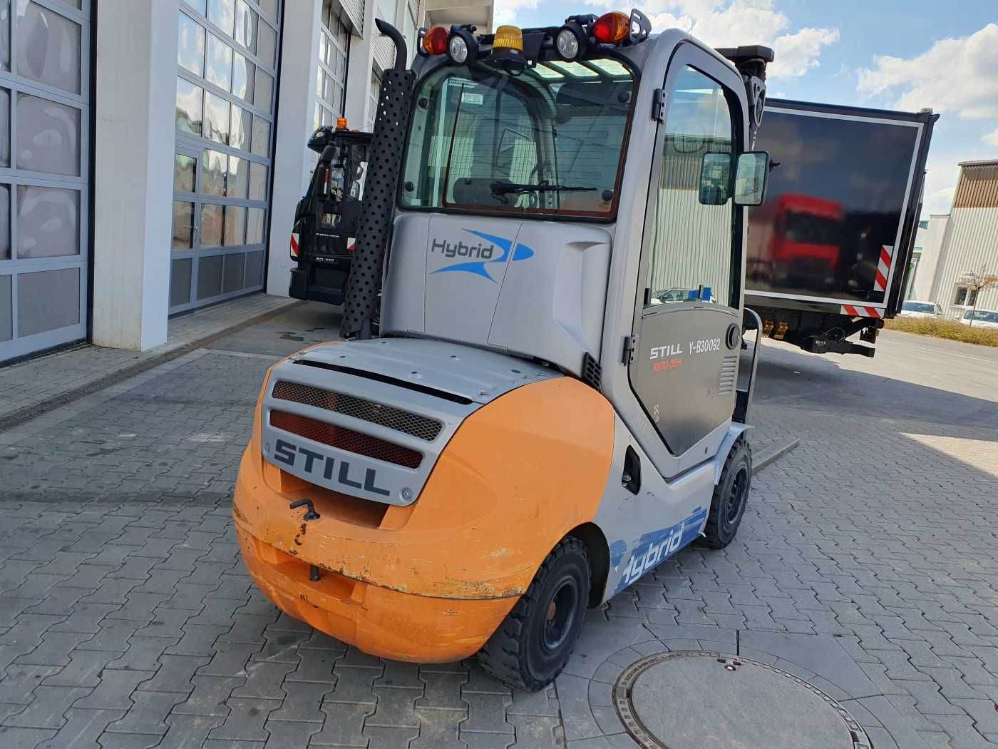 Fahrzeugabbildung Still RX70-35 / Duplex: 3.60m! / nur 5.071h! / SS