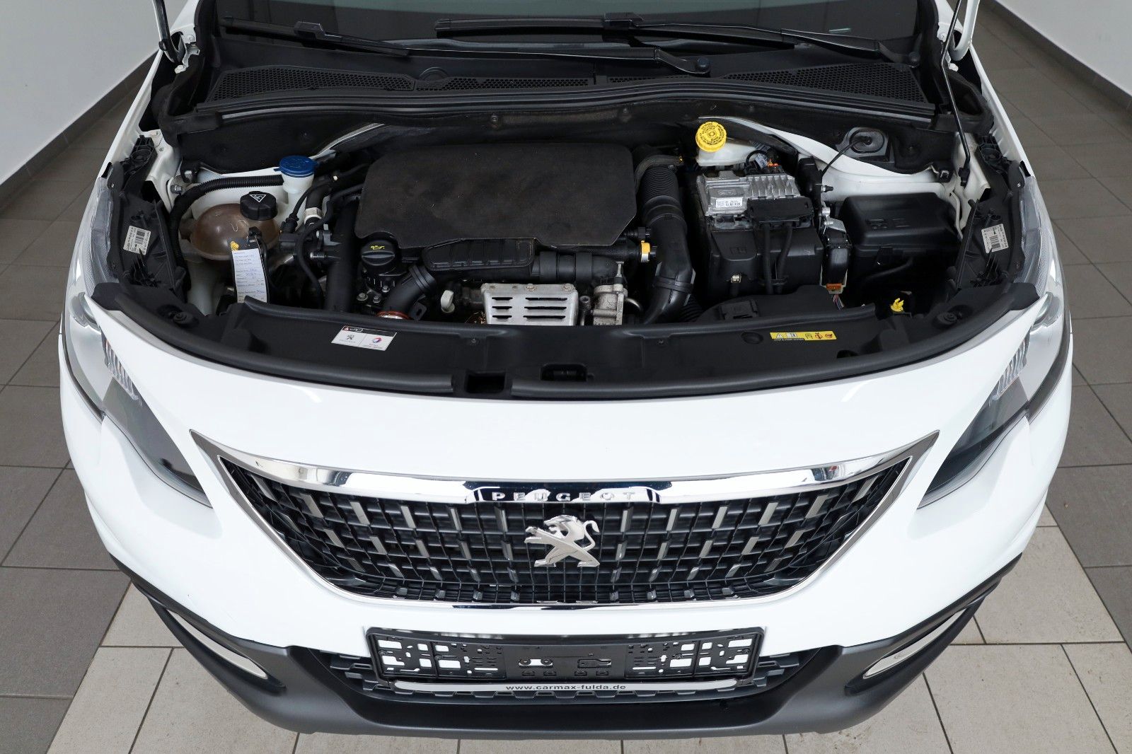 Fahrzeugabbildung Peugeot 2008 Active Klima.SH,PDC