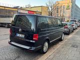 Volkswagen T5 Multivan vollausstattung neue Motor 200 km  - Volkswagen T5 Multivan in München