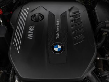 Fahrzeugabbildung BMW 730d xDr LED ACC HUD HI-FI DAB Kamera 360°