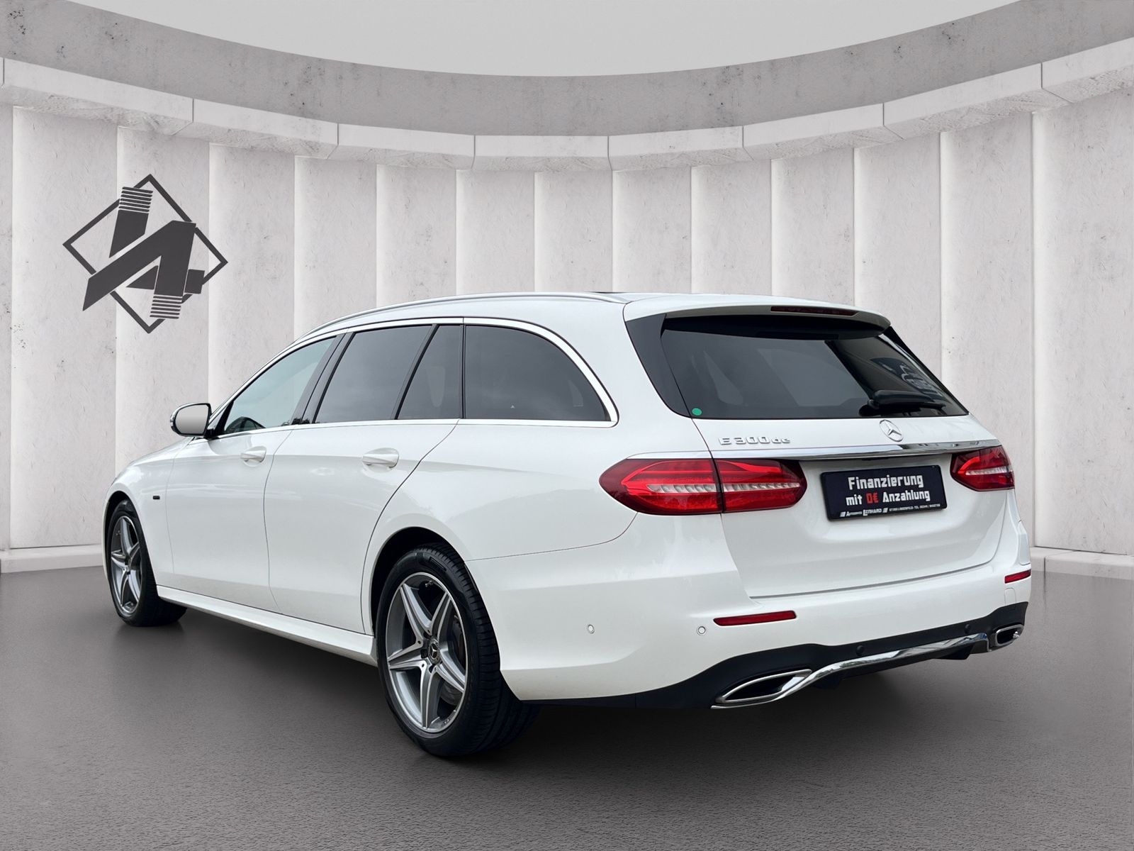 Fahrzeugabbildung Mercedes-Benz E 300 de*AMG Line*LED*ViCo*HUD*SHZ*PDC*Kamera***