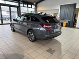 Hyundai i30 Kombi 1,5 T-GDI MHEV 48V Family SHZ|NAVI|PDC - Hyundai i30 mit Benzin-Antrieb: Kombi, 1.4