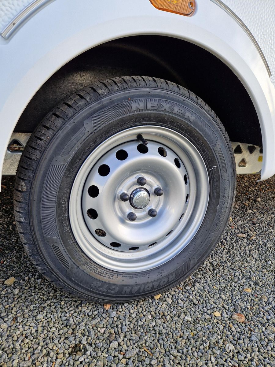 Fahrzeugabbildung Knaus Sport 450 FU