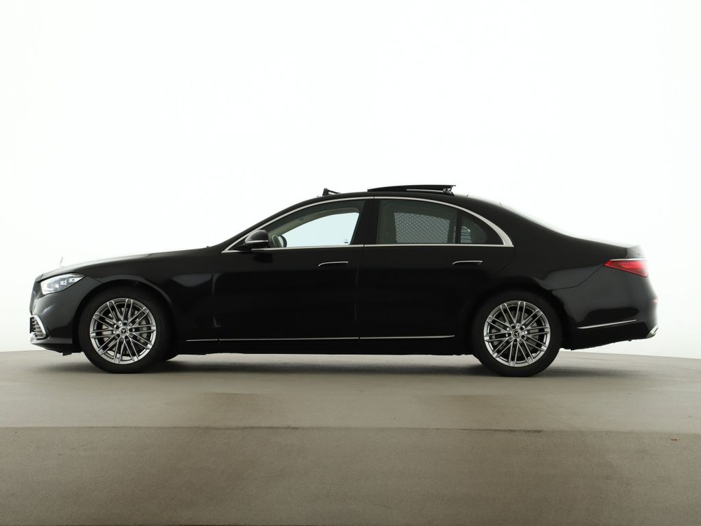 MERCEDES-BENZ S-Class 2022