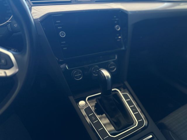 Passat Variant 1.5 TSI DSG  Business NAVI AHK-kl